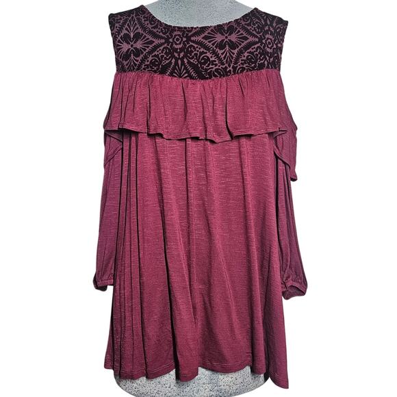 Burgendy Open Shoulder Top Size Large - Picture 1 of 5